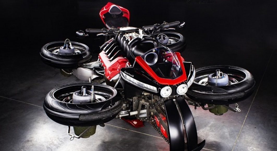 Un Français va commercialiser l'une des premières motos volantes - Geeko