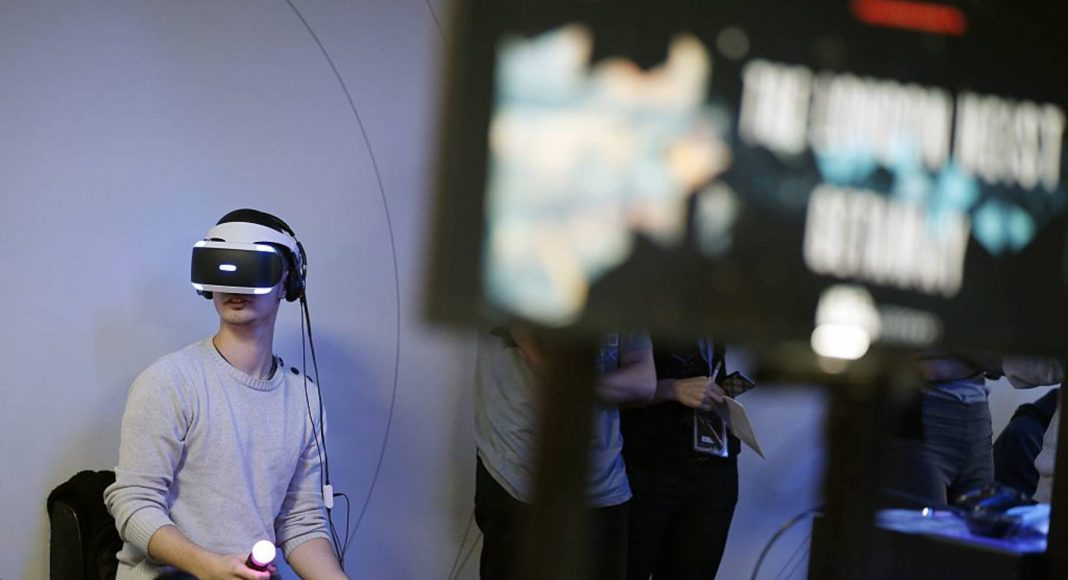 Sony annonce le PS VR, un nouveau casque de réalité virtuelle destiné à la  PS5