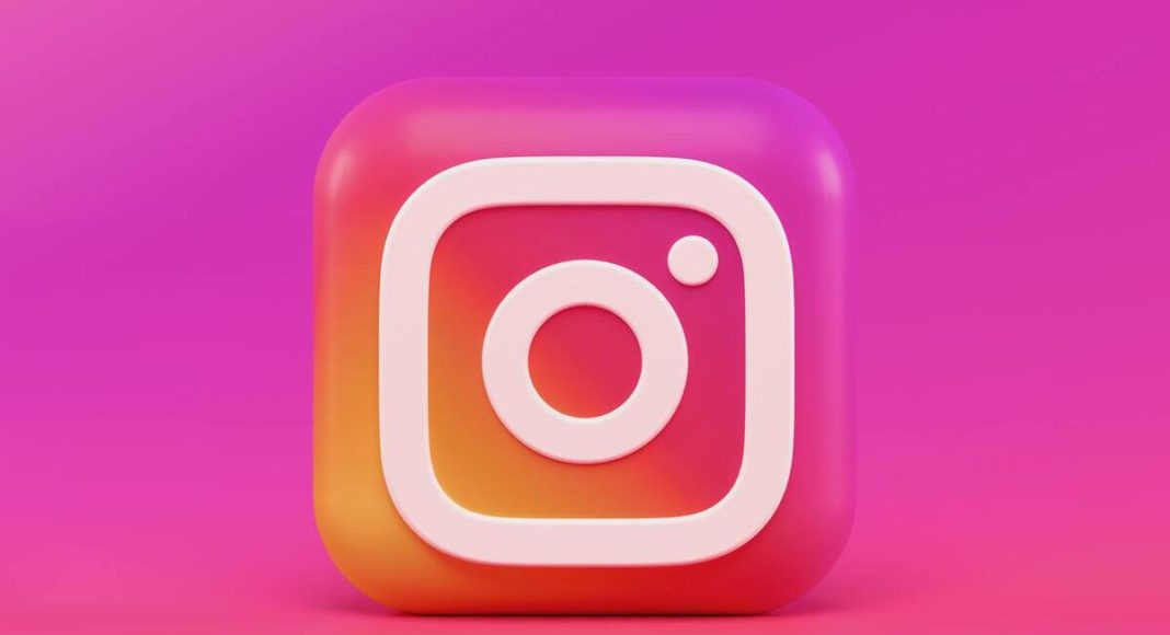 Instagram vuole costringerti a condividere una storia al giorno