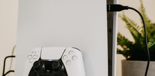 Jeux vidéo : avec Project Q, Sony lance une extension mobile pour la PlayStation  5 - Le Parisien
